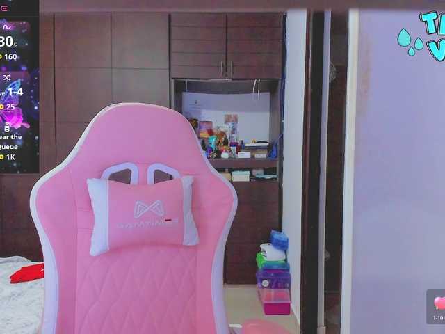 Preview of hugetits90xx