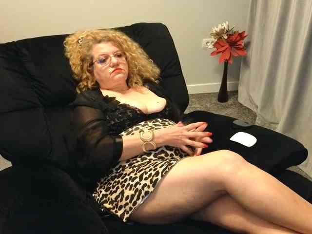 maggiemilff68 webcam