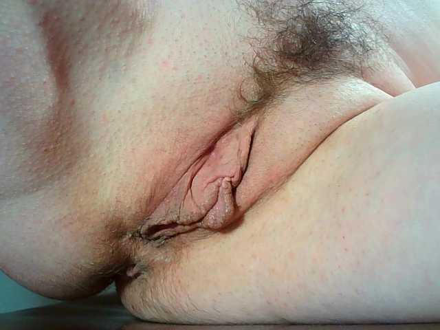 Xollan's BongaCams show and profile