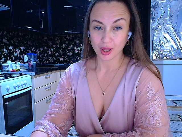 Redfox777 live cam on