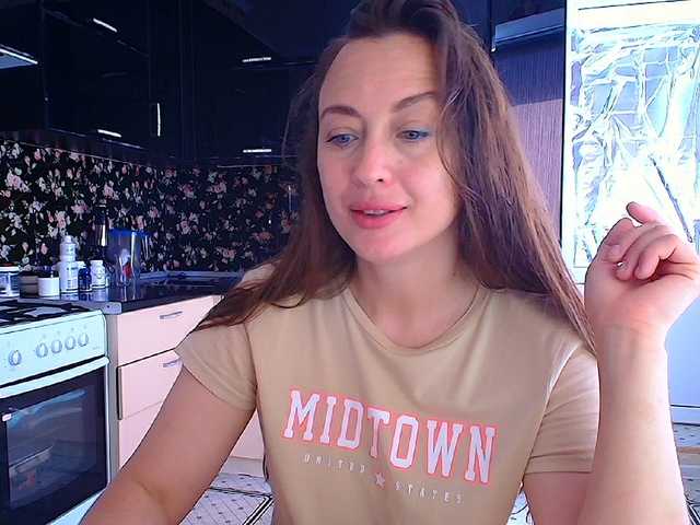 Redfox777 live cam on BongaCams