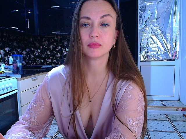 Redfox777 live cam on 