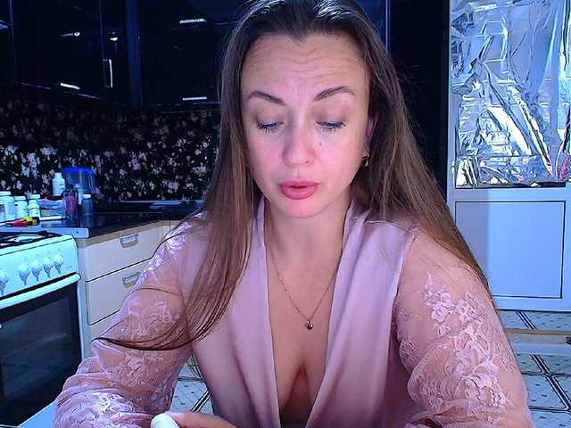 Redfox777 live cam on 