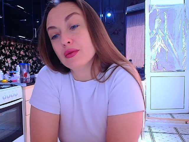 Redfox777 live cam on BongaCams