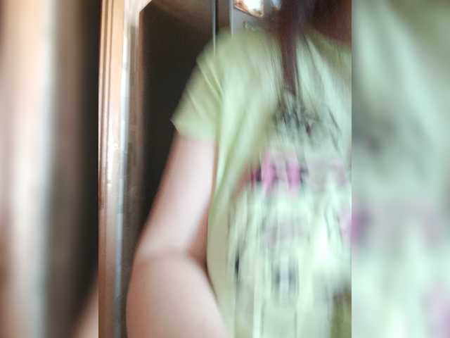 SweetDimond5 live cam on BongaCams
