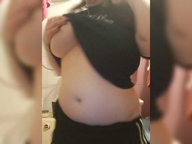 SweetDimond5, live now on BongaCams