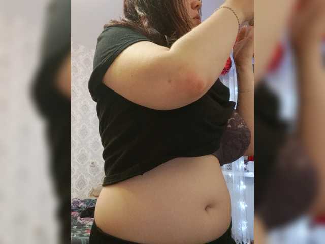 SweetDimond5 live cam on BongaCams