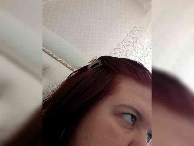 SweetDimond5 Live Webcam on BongaCams