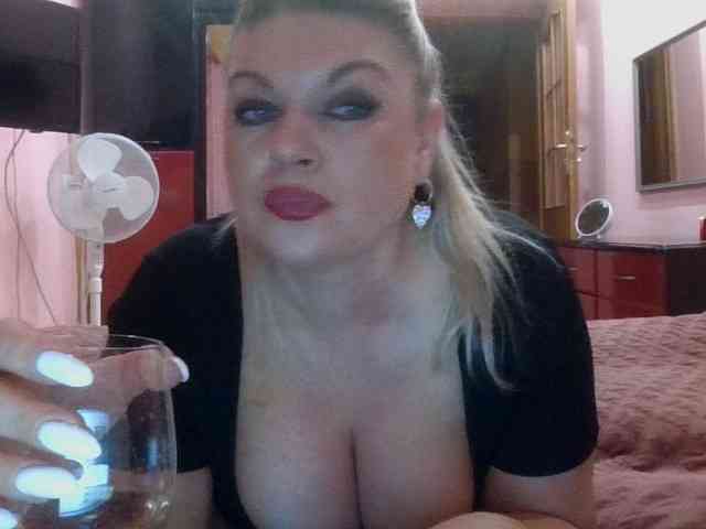 BellaX999 webcam