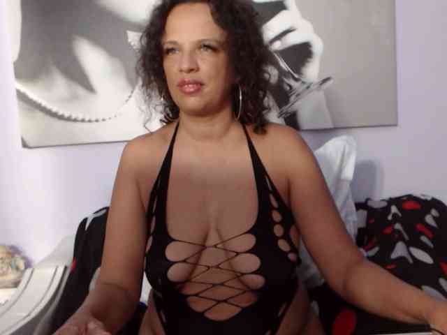 AwesomeAlicia webcam