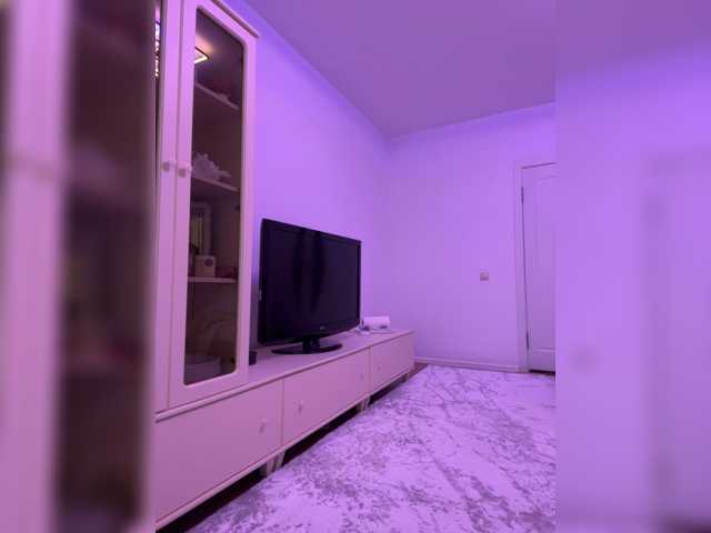 sura97 live cam on BongaCams