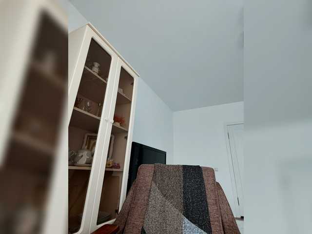 sura97's BongaCams show and profile