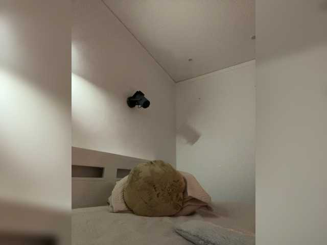 sura97 live cam on BongaCams
