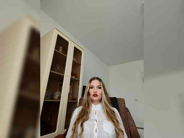 sura97 Live Webcam on BongaCams