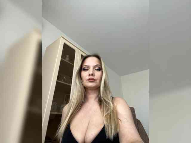 Модель: _SKYY_____