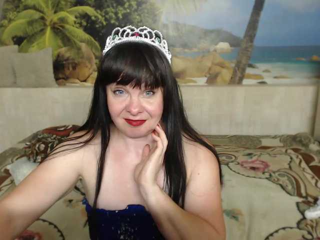 Aphelandrina live cam on BongaCams
