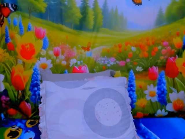 indianroxy live webcam show