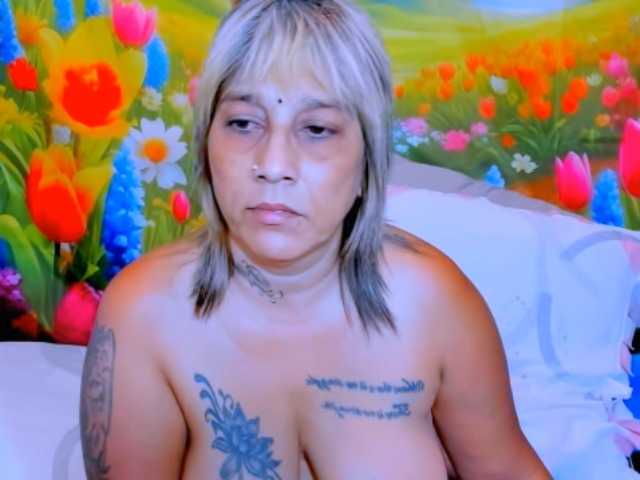 indianroxy live cam