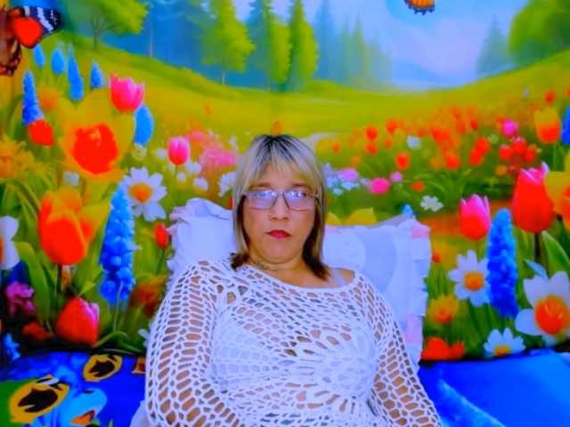 indianroxy live cam on BongaCams