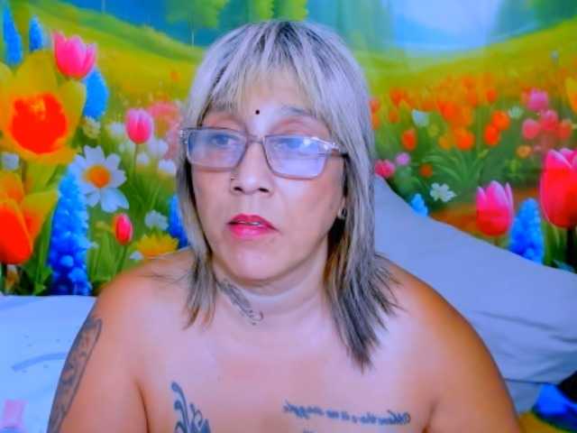 indianroxy live cam