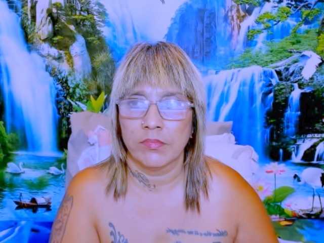 indianroxy live cam