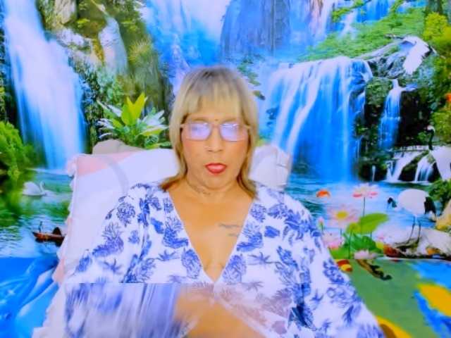 indianroxy live cam preview