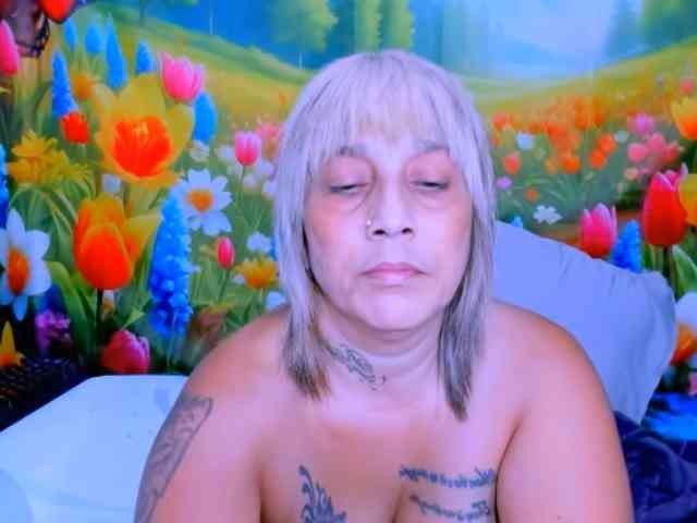 indianroxy indianroxy