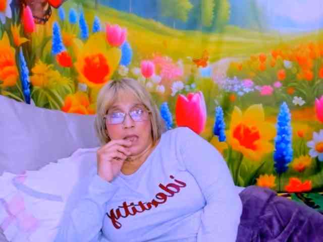 indianroxy webcam