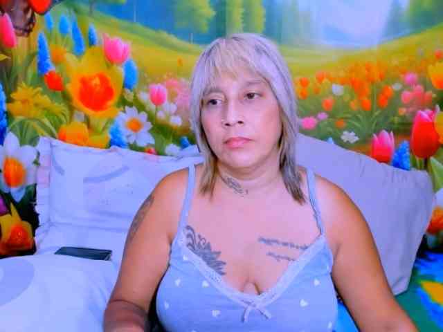 indianroxy indianroxy
