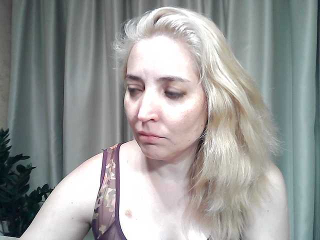 mariska-kiska live cam on BongaCams