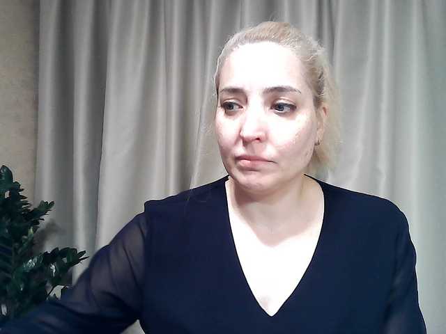 mariska-kiska live cam on BongaCams