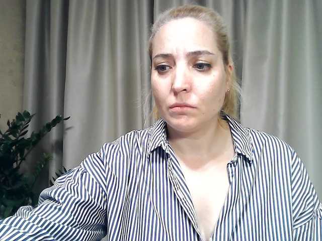 mariska-kiska live cam on BongaCams