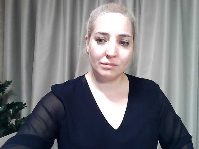 mariska-kiska live cam on BongaCams