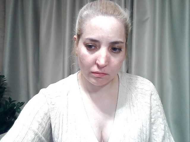 mariska-kiska's BongaCams show and profile