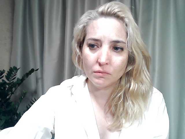 mariska-kiska live cam on BongaCams