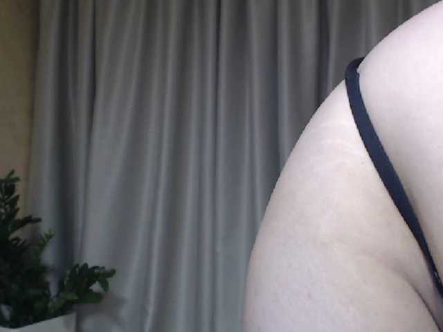 mariska-kiska live cam on BongaCams