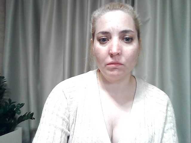 mariska-kiska's BongaCams show and profile