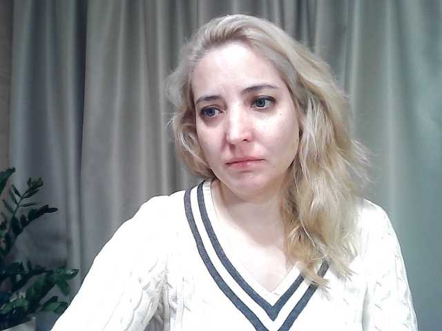 mariska-kiska live cam on BongaCams