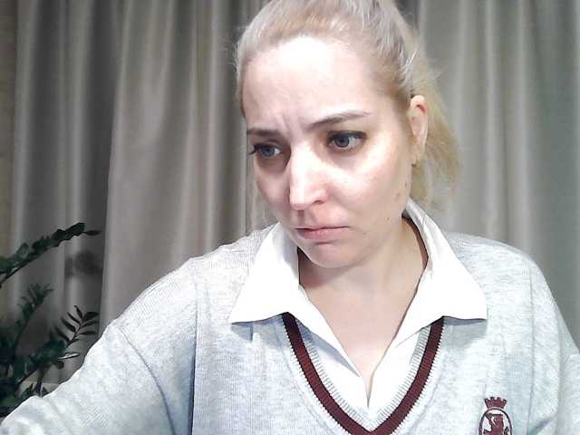mariska-kiska live cam on BongaCams
