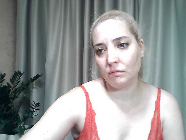 mariska-kiska live cam on BongaCams