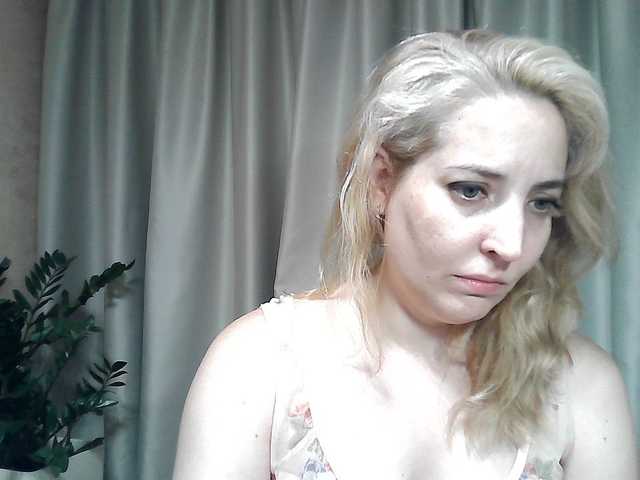 mariska-kiska live cam on BongaCams