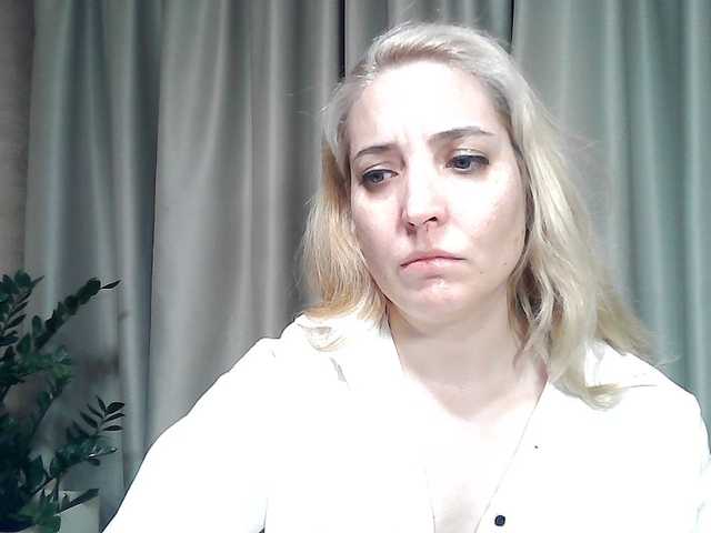 mariska-kiska live cam on BongaCams