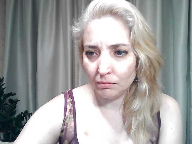 mariska-kiska live cam on BongaCams