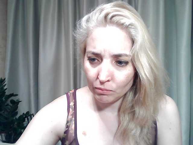 mariska-kiska live cam on BongaCams