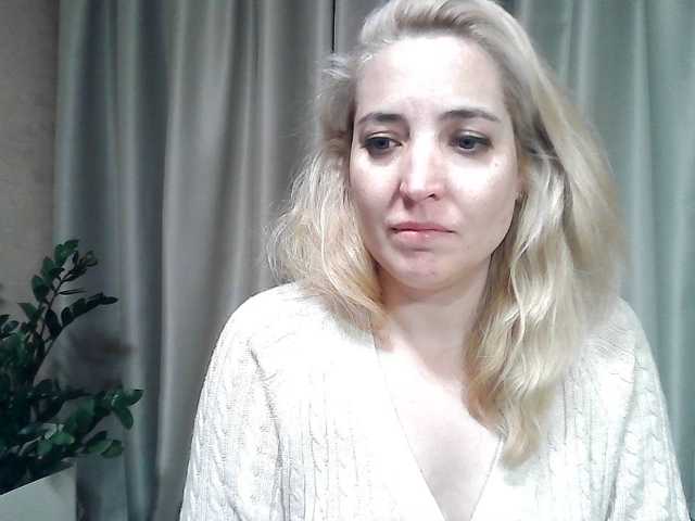 mariska-kiska live cam on BongaCams