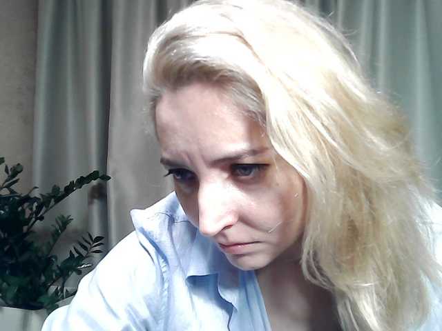 mariska-kiska live cam on BongaCams