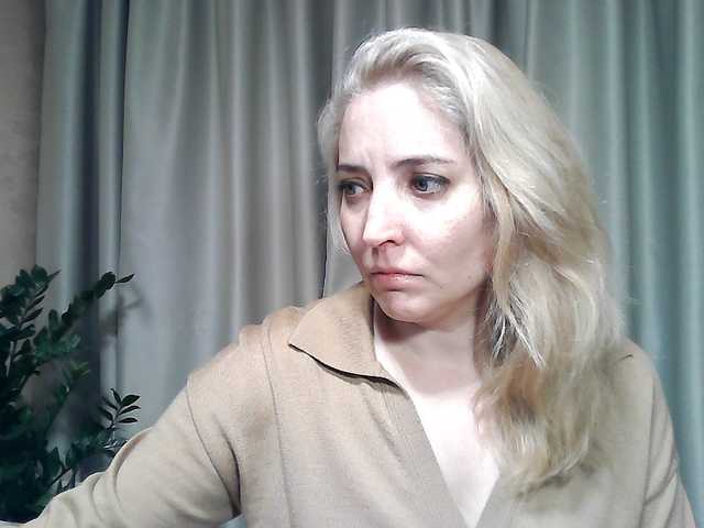 mariska-kiska live cam on BongaCams