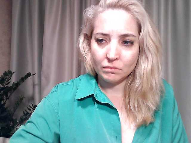 mariska-kiska live cam on BongaCams