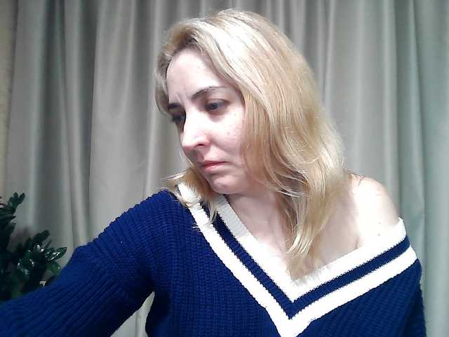 mariska-kiska's BongaCams show and profile