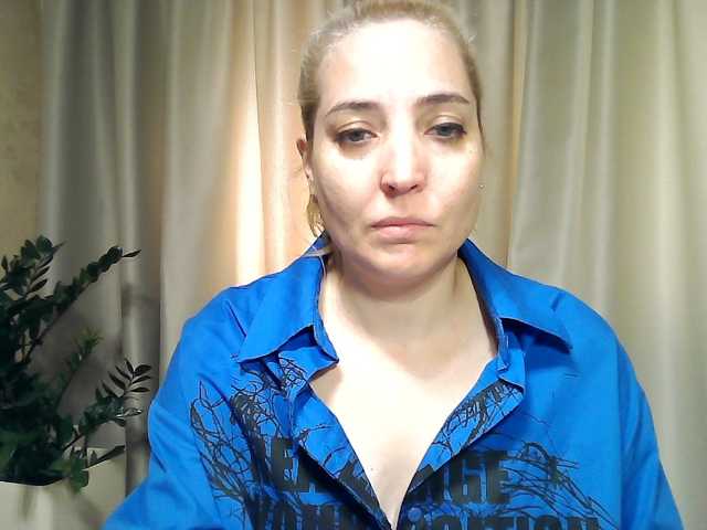 mariska-kiska live cam on BongaCams